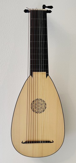 11 Course - Joachim Tielke 1696 - Model 1